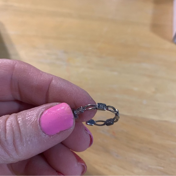 Avon sterling silver diamond accent hoop earrings NIB - Picture 6 of 6